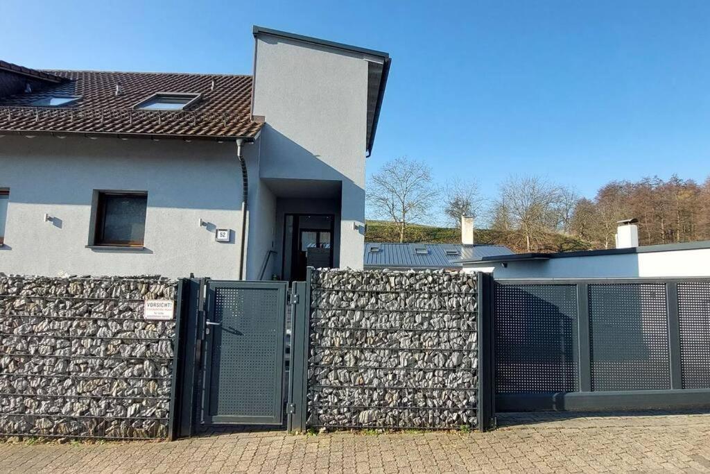Grosse Tolle 4 Zimmer Ferienwohnung Im Herzen Des Odenwaldes Mörlenbach Esterno foto