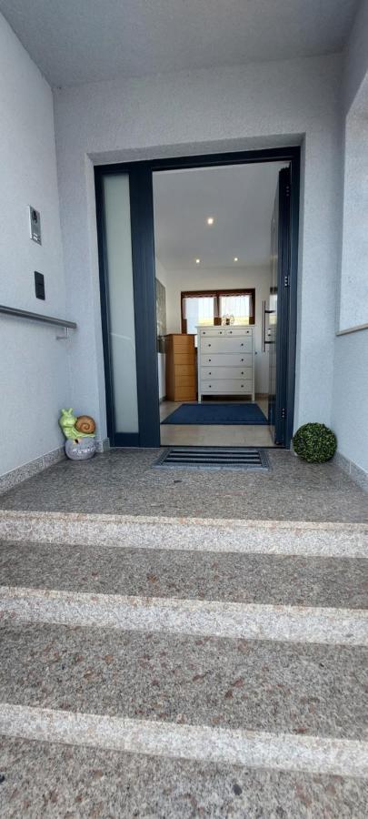 Grosse Tolle 4 Zimmer Ferienwohnung Im Herzen Des Odenwaldes Mörlenbach Esterno foto