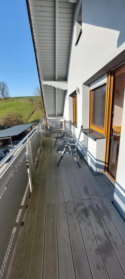 Grosse Tolle 4 Zimmer Ferienwohnung Im Herzen Des Odenwaldes Mörlenbach Esterno foto