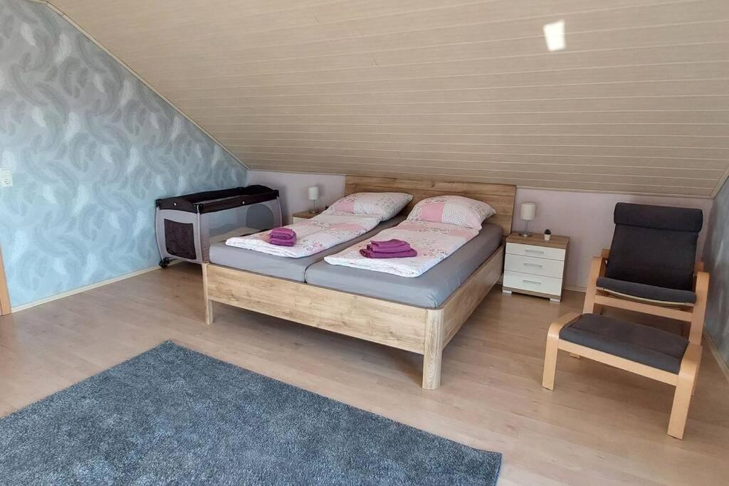 Grosse Tolle 4 Zimmer Ferienwohnung Im Herzen Des Odenwaldes Mörlenbach Esterno foto
