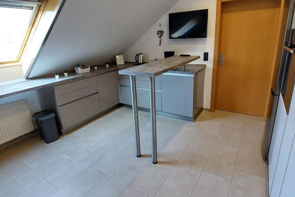 Grosse Tolle 4 Zimmer Ferienwohnung Im Herzen Des Odenwaldes Mörlenbach Esterno foto