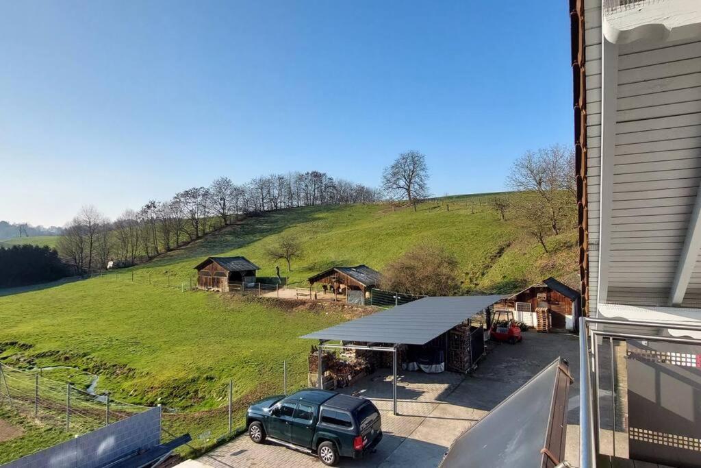 Grosse Tolle 4 Zimmer Ferienwohnung Im Herzen Des Odenwaldes Mörlenbach Esterno foto