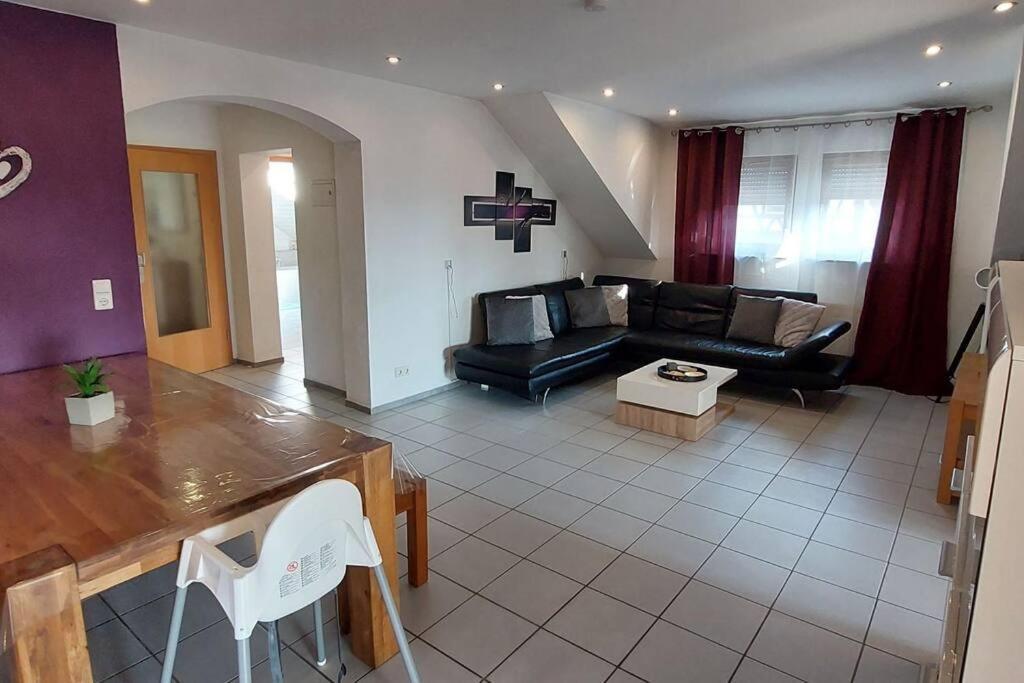 Grosse Tolle 4 Zimmer Ferienwohnung Im Herzen Des Odenwaldes Mörlenbach Esterno foto