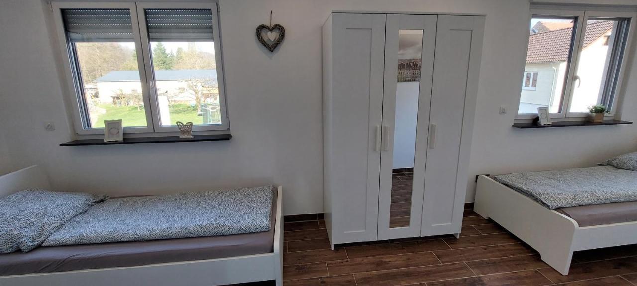 Grosse Tolle 4 Zimmer Ferienwohnung Im Herzen Des Odenwaldes Mörlenbach Esterno foto