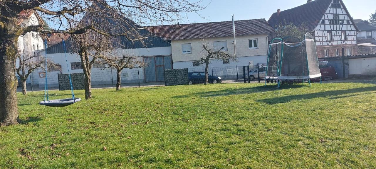 Grosse Tolle 4 Zimmer Ferienwohnung Im Herzen Des Odenwaldes Mörlenbach Esterno foto