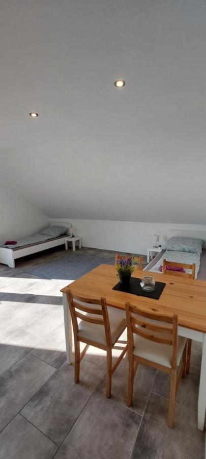 Grosse Tolle 4 Zimmer Ferienwohnung Im Herzen Des Odenwaldes Mörlenbach Esterno foto